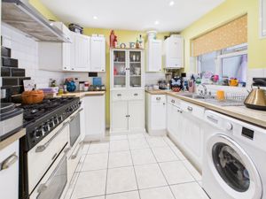 Kitchen area- click for photo gallery